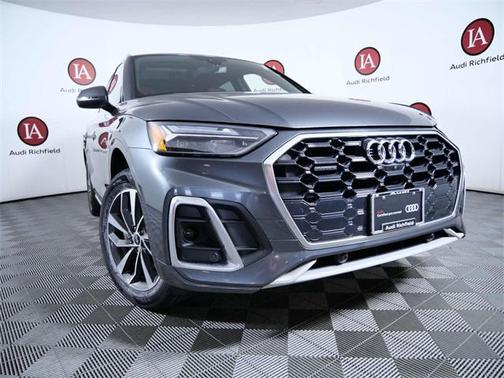 2022 Audi Q5 45 S line Premium Plus