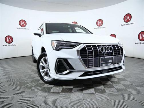 2022 Audi Q3 45 S line Premium Plus