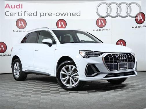 2022 Audi Q3 45 S line Premium Plus