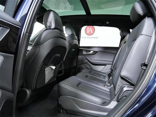 2025 Audi Q7 55 Prestige