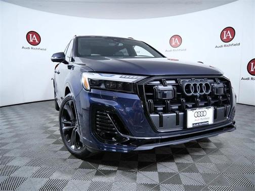 2025 Audi Q7 55 Prestige