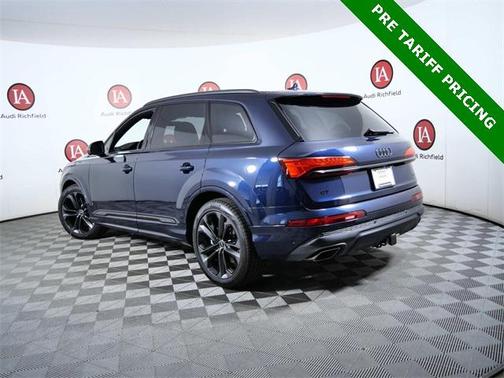 2025 Audi Q7 55 Prestige