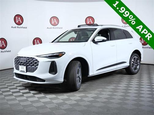 2025 Audi Q5 Premium