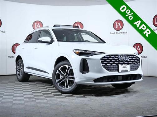 2025 Audi Q5 Premium