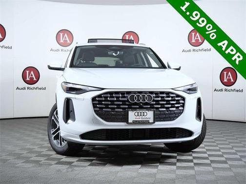 2025 Audi Q5 Premium
