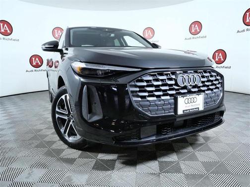 2025 Audi Q5 Premium Plus TFSI quattro S tronic