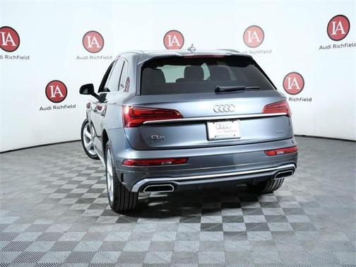 2025 Audi Q5 45 S line Premium Plus