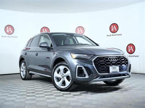 2025 Audi Q5 45 S line Premium Plus