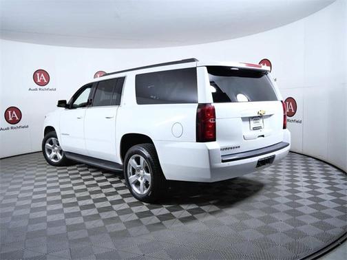 2016 Chevrolet Suburban LT