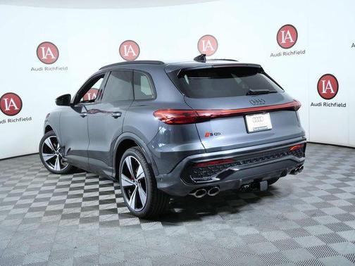 Tambora Gray Metallic 2026 Audi SQ5 3.0T Premium Plus