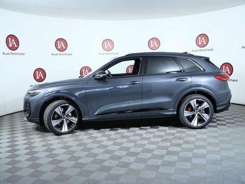 Tambora Gray Metallic 2026 Audi SQ5 3.0T Premium Plus