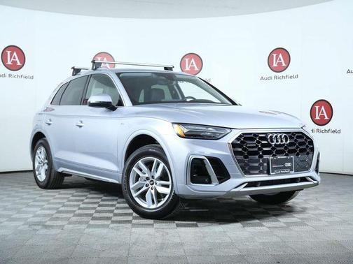 2023 Audi Q5 45 S line Premium