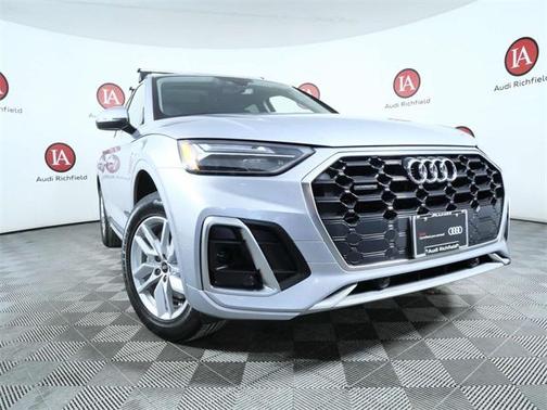 2023 Audi Q5 45 S line Premium
