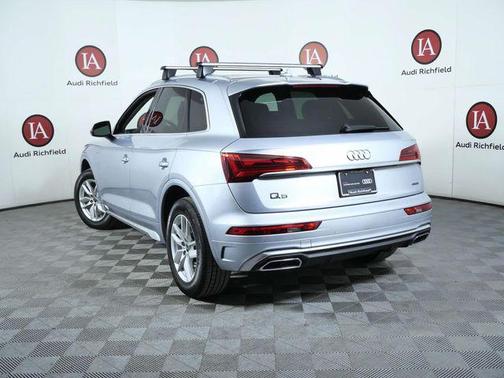 2023 Audi Q5 45 S line Premium