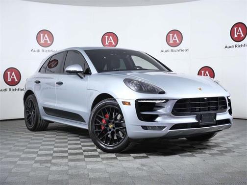 2017 Porsche Macan GTS