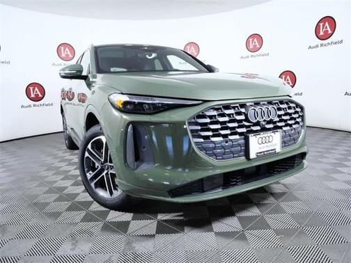 2025 Audi Q5 Premium plus