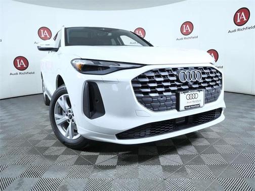 2025 Audi Q5 Premium