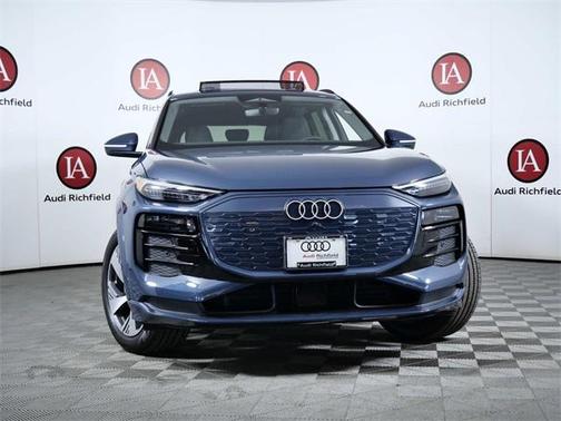 2025 Audi Q6 e-tron Premium Plus quattro