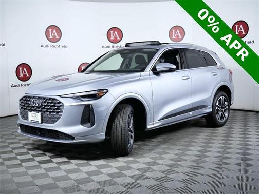 2025 Audi Q5 Premium