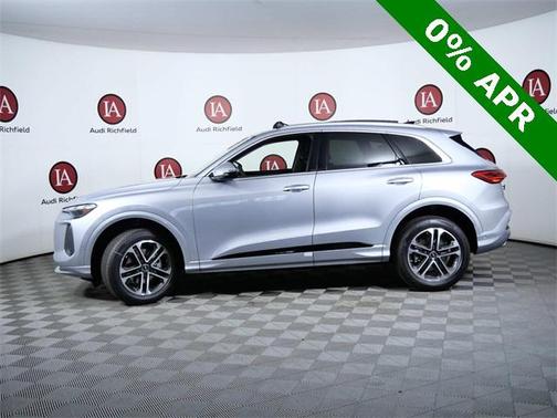 2025 Audi Q5 Premium