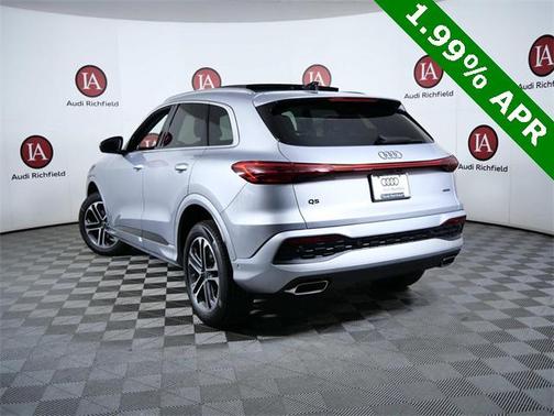 2025 Audi Q5 Premium TFSI quattro S tronic