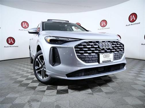 2025 Audi Q5 Premium