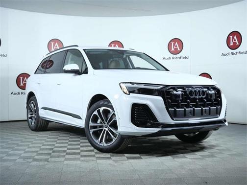 2026 Audi Q7 45 Premium