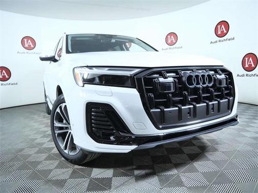 2026 Audi Q7 45 Premium