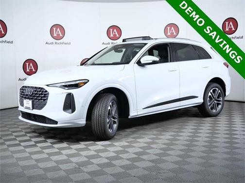 2025 Audi Q5 Premium Plus