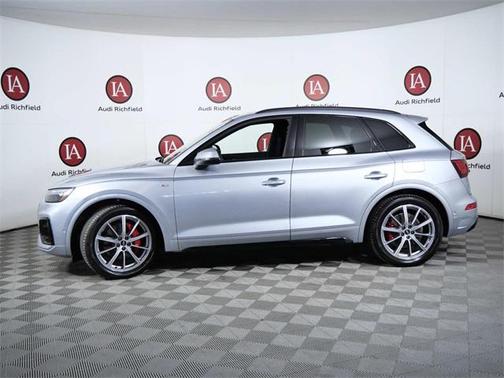 2024 Audi Q5 e 55 S line Prestige