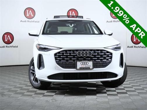 2025 Audi Q5 Premium