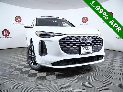 2025 Audi Q5 Premium