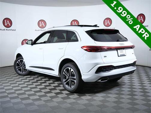 2025 Audi Q5 Premium