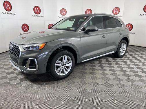 2023 Audi Q5 45 S line Premium