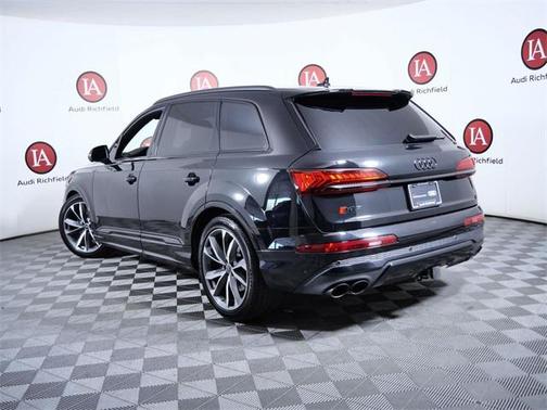 2023 Audi SQ7 4.0T Prestige
