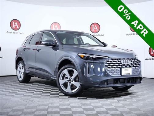 2025 Audi Q5 Premium plus