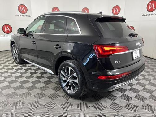 2021 Audi Q5 45 Premium Plus