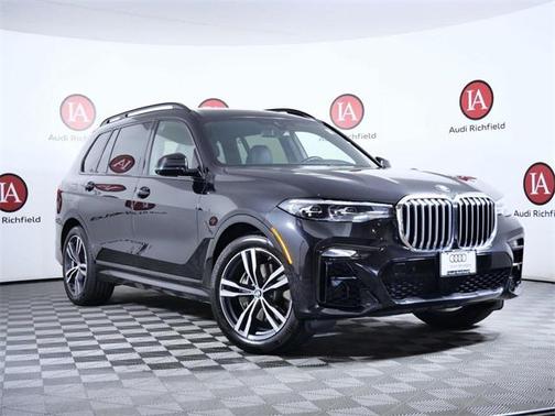 2020 BMW X7 xDrive40i