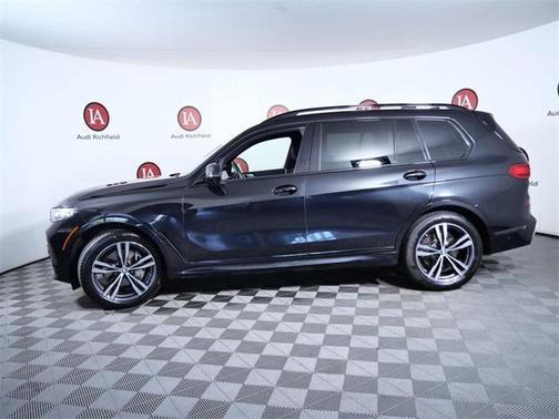 2020 BMW X7 xDrive40i
