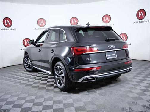2023 Audi Q5 45 S line Premium Plus