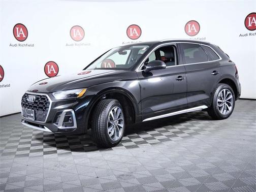 2023 Audi Q5 45 S line Premium Plus