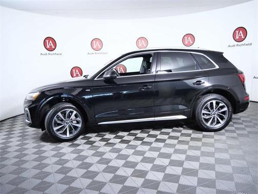 2023 Audi Q5 45 S line Premium Plus
