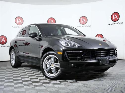 2017 Porsche Macan S