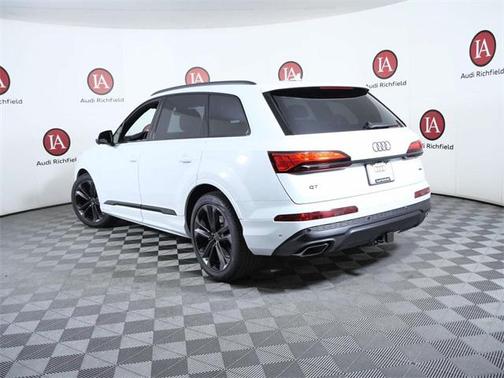 2026 Audi Q7 55 Premium Plus