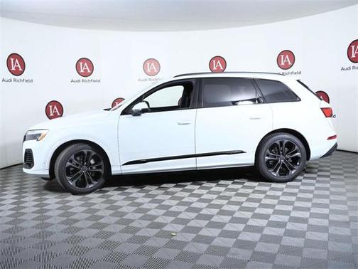 2026 Audi Q7 55 Premium Plus