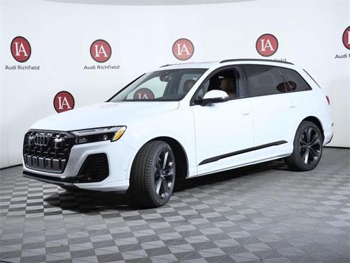 2026 Audi Q7 55 Premium Plus