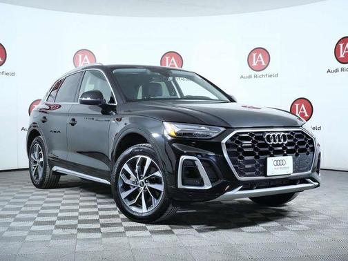 2023 Audi Q5 45 S line Premium