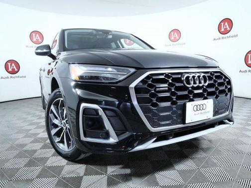 2023 Audi Q5 45 S line Premium