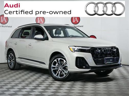 2025 Audi Q7 45 Premium Plus