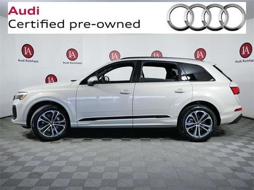 2025 Audi Q7 45 Premium Plus